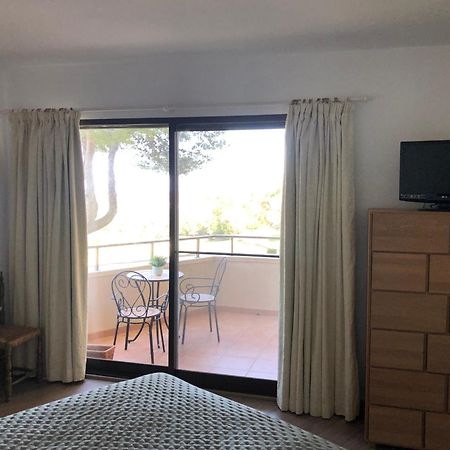 Habitacion Deluxe Con Bano Privado En Atalaya Apartagolf, Estepona Eksteriør bilde