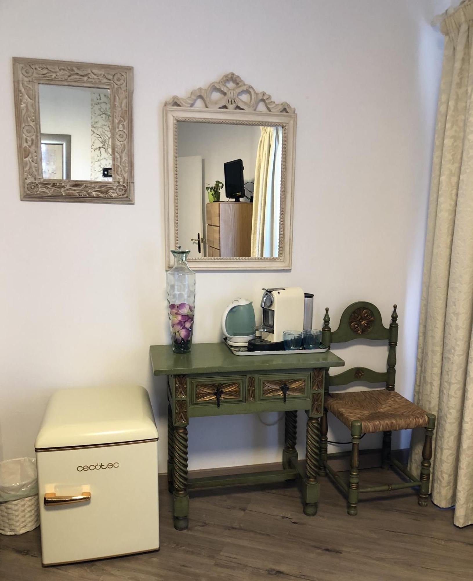 Habitacion Deluxe Con Bano Privado En Atalaya Apartagolf, Estepona Eksteriør bilde